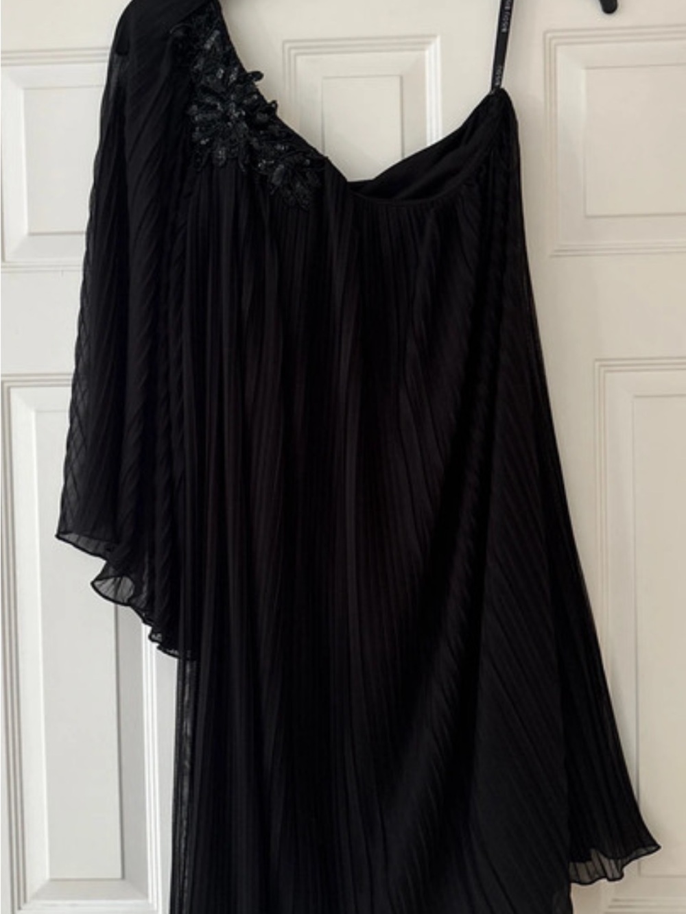 Bisou Bisou Black Asymmetrical One-Shoulder Pleated Skirt